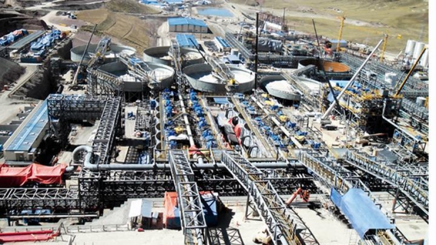 Cae el precio del cobre, principal metal extra&iacute;do en la mina Toromocho