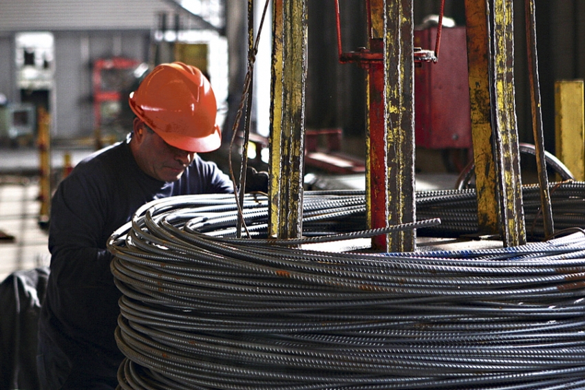 El Record Peruano: Nuestra Mayor Producci&oacute;n de Acero